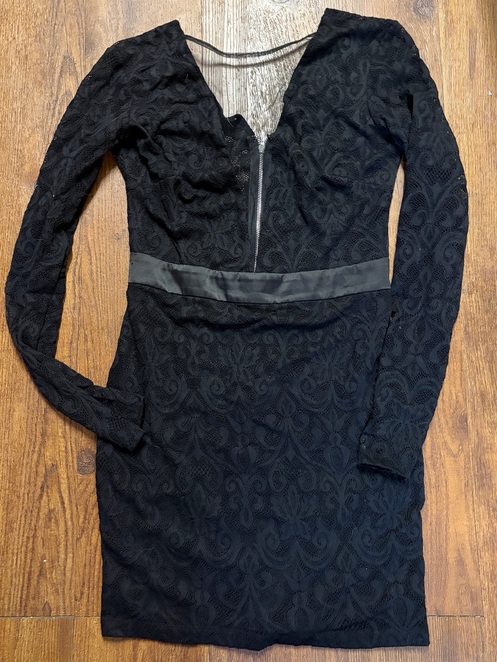 Bebe Dress